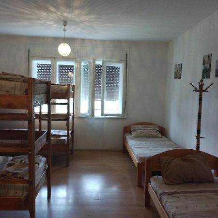 Comfy Hostel 2 Skopje Eksteriør bilde