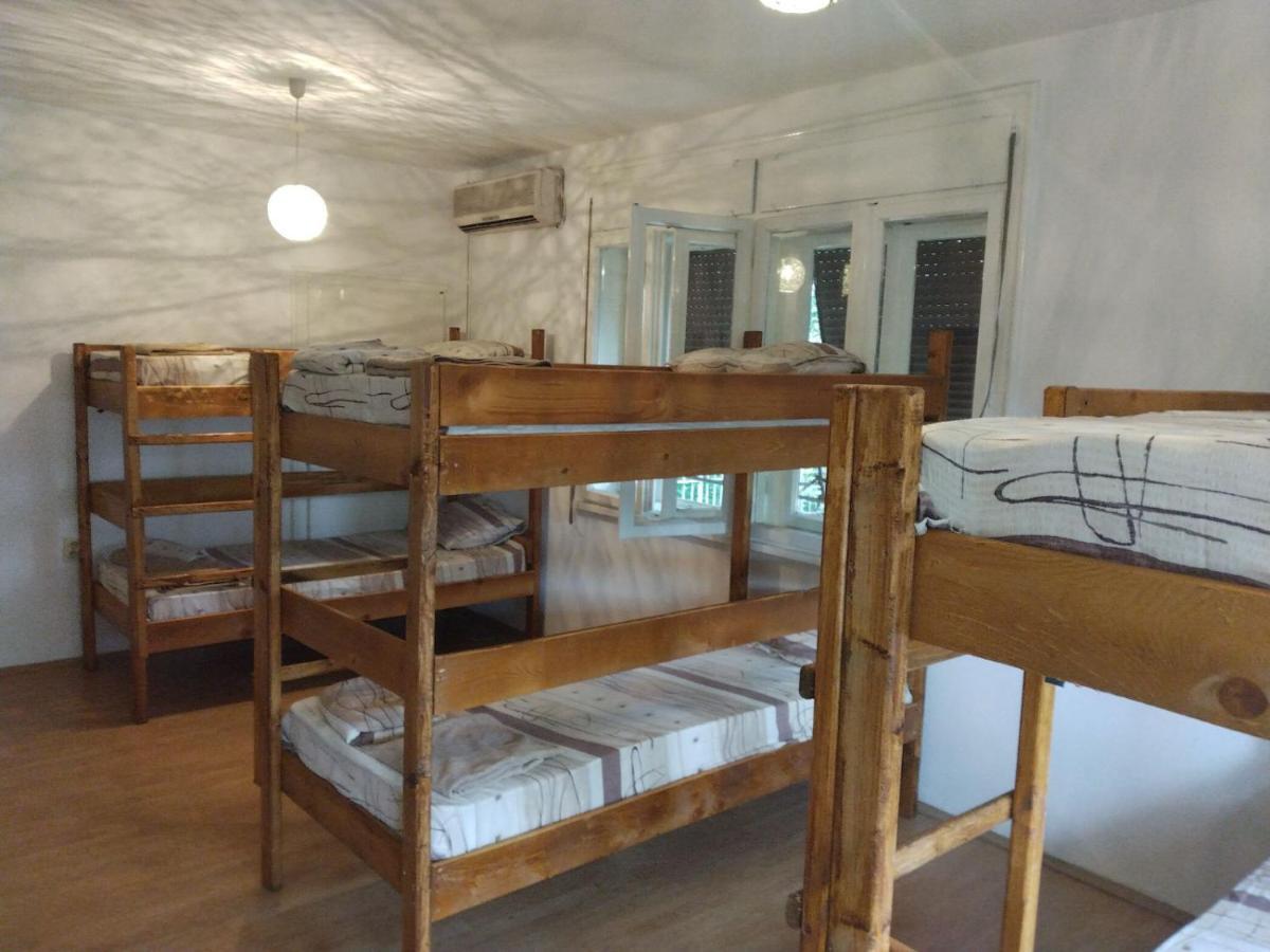 Comfy Hostel 2 Skopje Eksteriør bilde